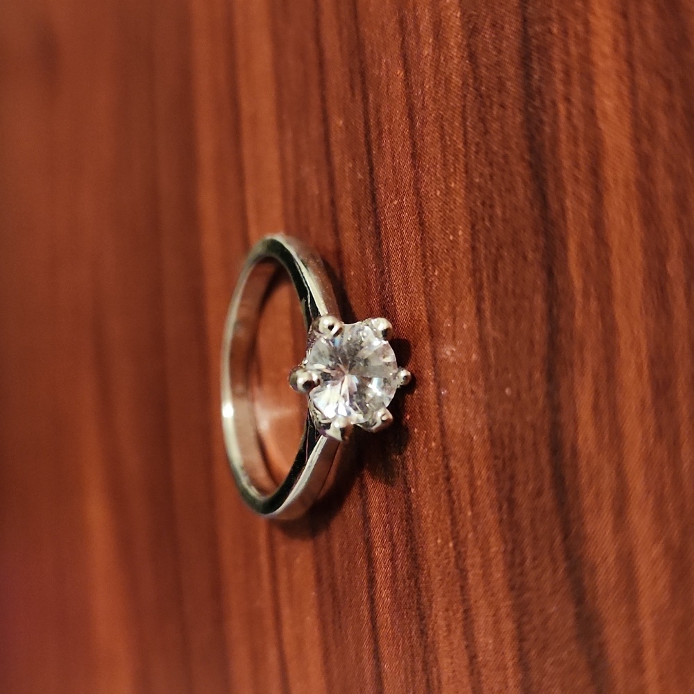 1ct Cubic Zirconia Solitaire Silver Ring